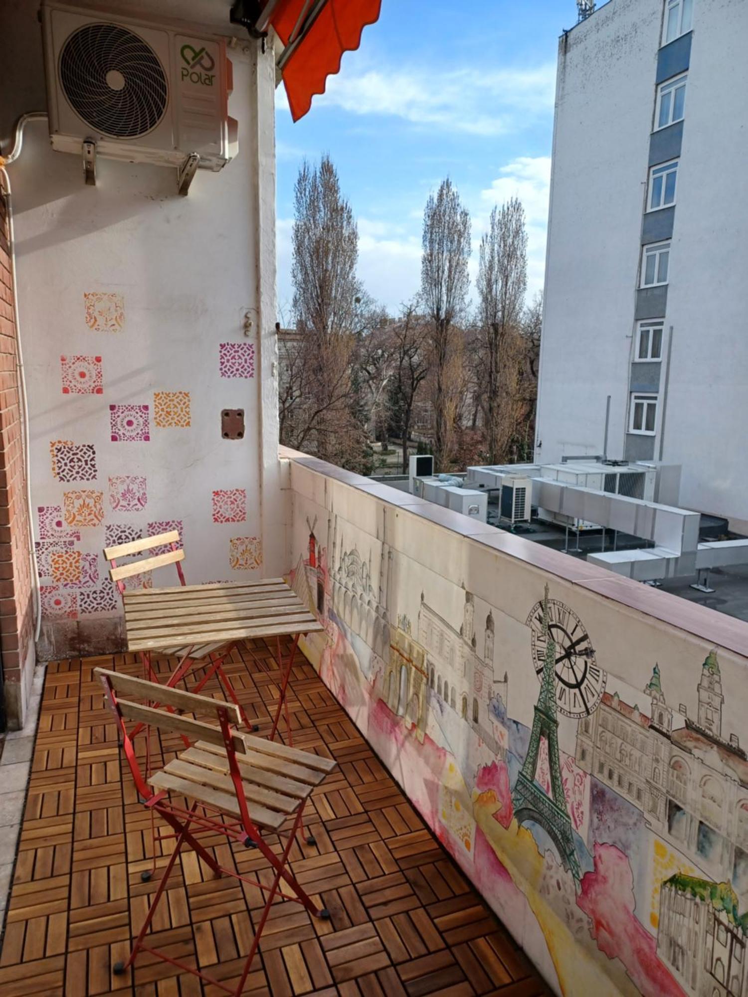 Hero'S Square Apartment بودابست المظهر الخارجي الصورة